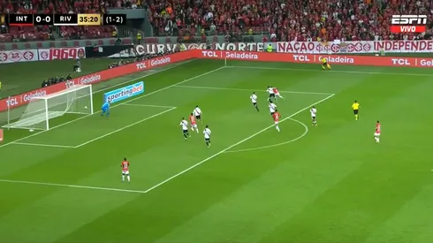 VIDEO | ¿No fue penal? La gran polémica que se dio en Inter - River e hizo enojar a Coudet