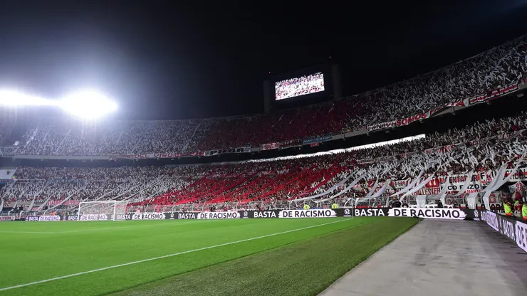 Hinchas brasileros, enloquecidos con la "atmósfera" del Monumental: "Nunca vi algo así"