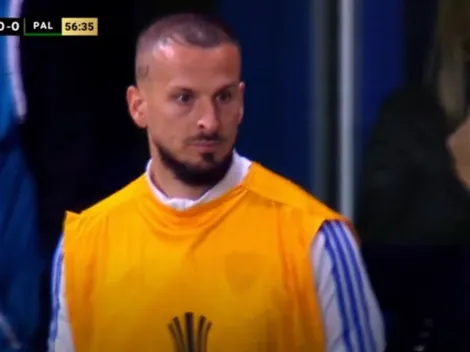 Insólito: por esto amonestaron a Benedetto desde el banco de suplentes de Boca