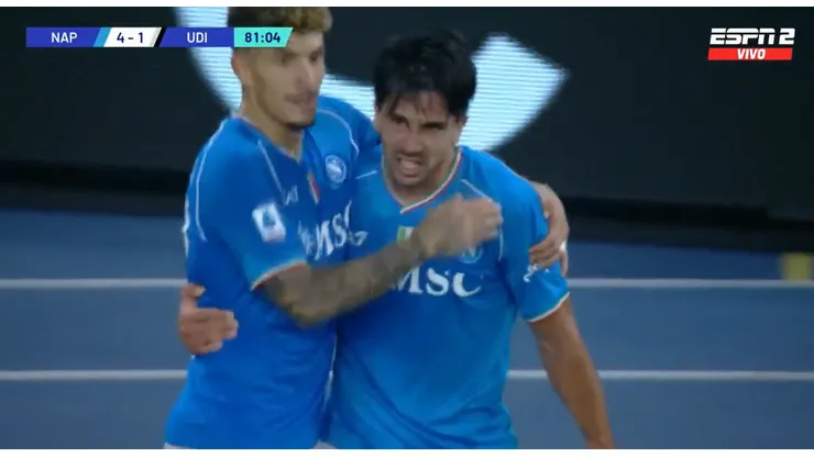 El festejo de Giovanni Simeone.
