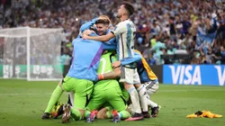 El plantel argentino festejando el título en Qatar 2022.