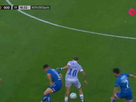 VIDEO | El gran caño que tiró el ex River, Hernán López Muñoz en Godoy Cruz