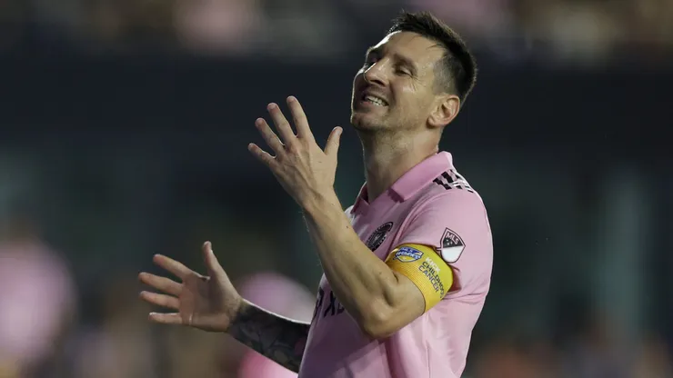 Panorama complicado para la vuelta de Messi: "No lo quieren arriesgar"