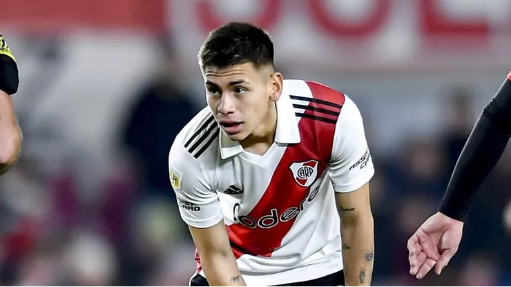 Echeverri, a Reserva para jugar el Superclásico