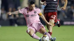 Messi en acción contra Toronto.