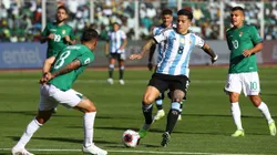 Enzo Fernández en acción en La Paz.