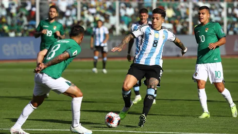 Enzo Fernández en acción en La Paz.