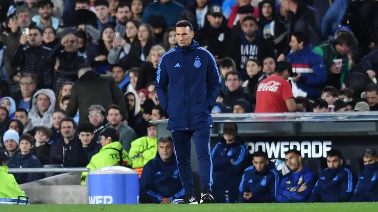 Scaloni encendió las alarmas tras la salida de Messi: "Mañana le harán estudios"