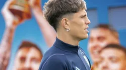 ¿Con quién comparte habitación Garnacho en la Selección Argentina?