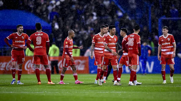 Los hinchas de River se enojaron con Demichelis por la actuación ante Vélez