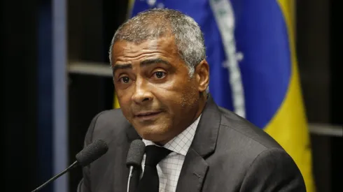 A Romário se le salió la cadena contra los hinchas de Boca: "Argentinos hijos de p..."