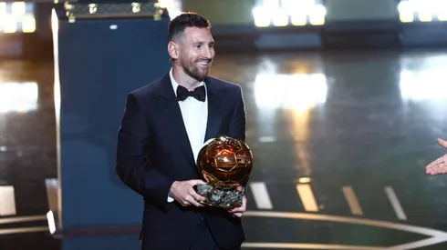 Messi con su octavo Balón de Oro.
