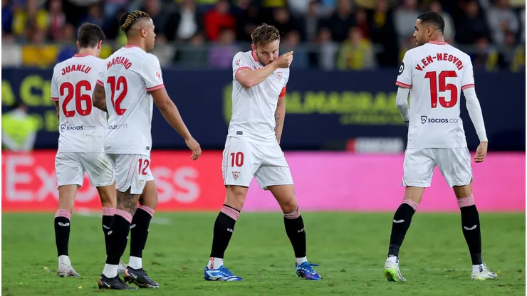 Rakitic marcó golazo para salvar al Sevilla del papelón