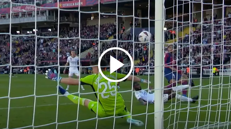 Kepa y el palo salvan al Real Madrid del segundo gol del Barcelona