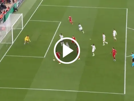 Darwin Núñez marca golazo en triunfo clave de Liverpool por Europa League