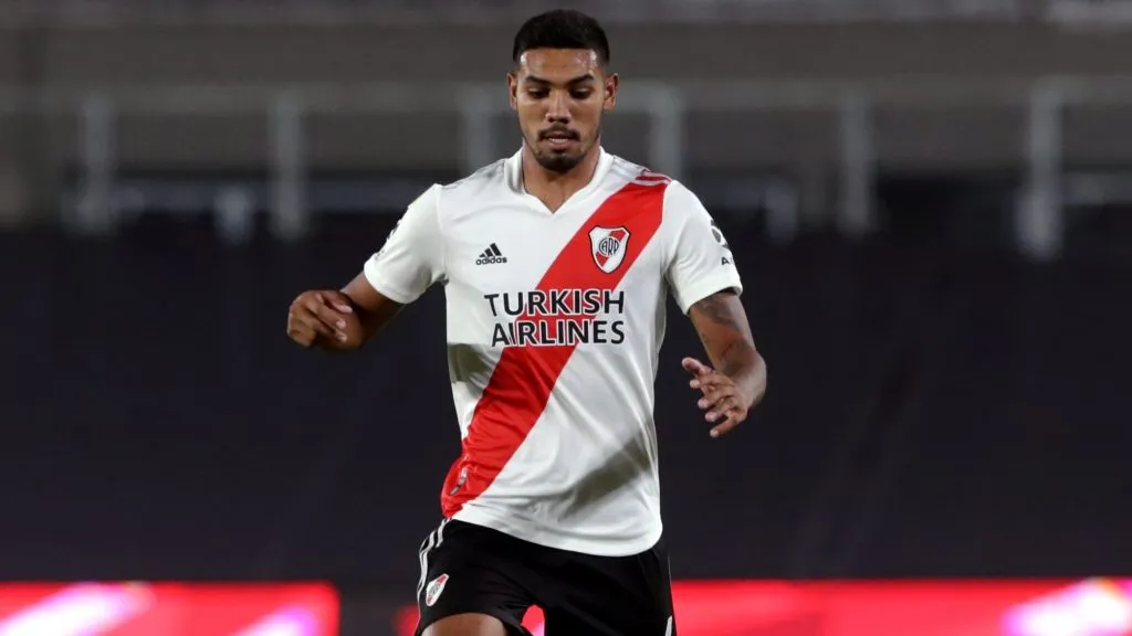 Héctor David Martínez con la camiseta de River. (Getty Images)