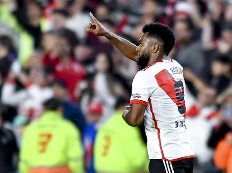 River aplastó a Independiente y recuperó la cima de la Copa de la Liga