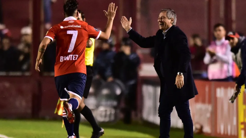 Ariel Holan durante su paso por Independiente