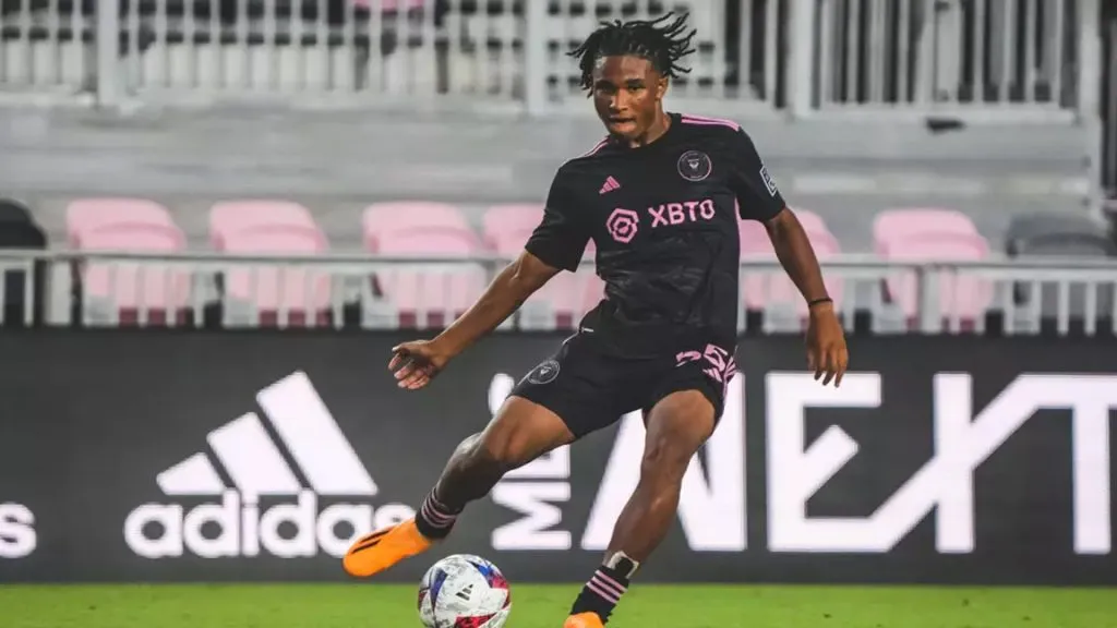 Hall aún espera su oportunidad para debutar con el Inter Miami.