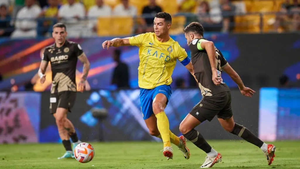 Cristiano Ronaldo, en el partido Al Nassr vs. Damac (Getty Images).