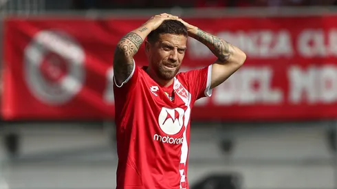 Alejandro Gómez con la camiseta del Monza.