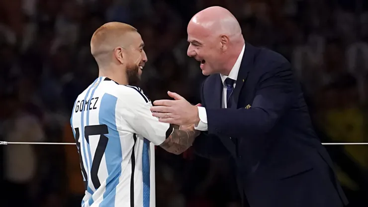 ¿Al Papu Gómez podrían retirarle el título de campeón del mundo?
