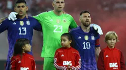El mensaje de Cuti Romero tras dejar golpeado el partido entre Perú y Argentina