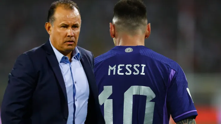 El curioso análisis del DT de Perú sobre el partido de Messi: "No pesó como otras veces"