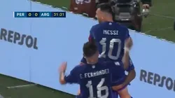 El festejo de Lionel Messi con sus compañeros.