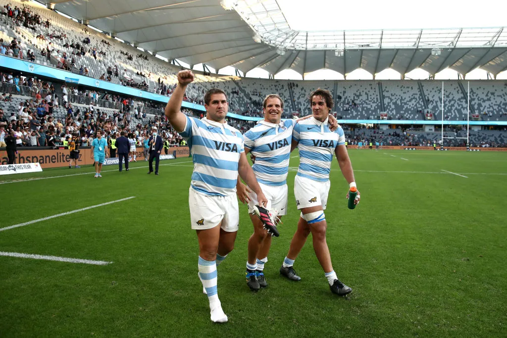 Francisco Gómez Kodela, Facundo Bosch y Santiago Grondona y el triunfo en Sydney. (Getty Images)