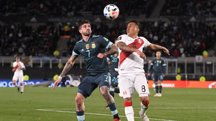 Argentina visita a Perú por las Eliminatorias.