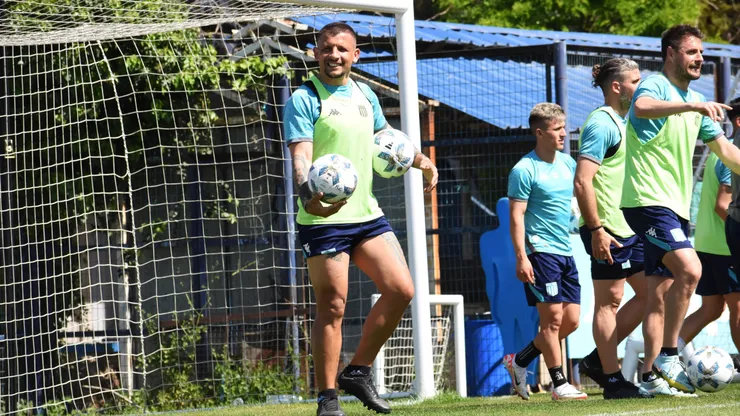 Emiliano Vecchio volverá a jugar en Racing