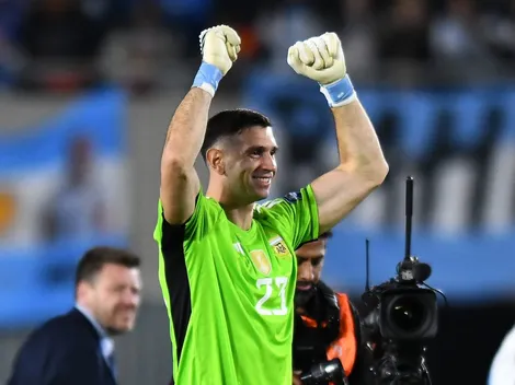 Dibu Martínez confesó lo primero que sintió tras hacer historia con Argentina