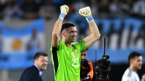 Dibu Martínez confesó lo primero que sintió tras hacer historia con Argentina