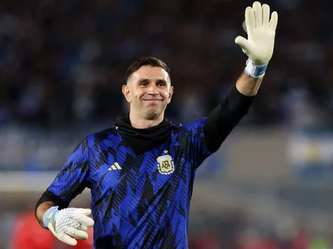 ¡Dibu, récord histórico! La marca que superó el arquero de la Selección Argentina ante Paraguay