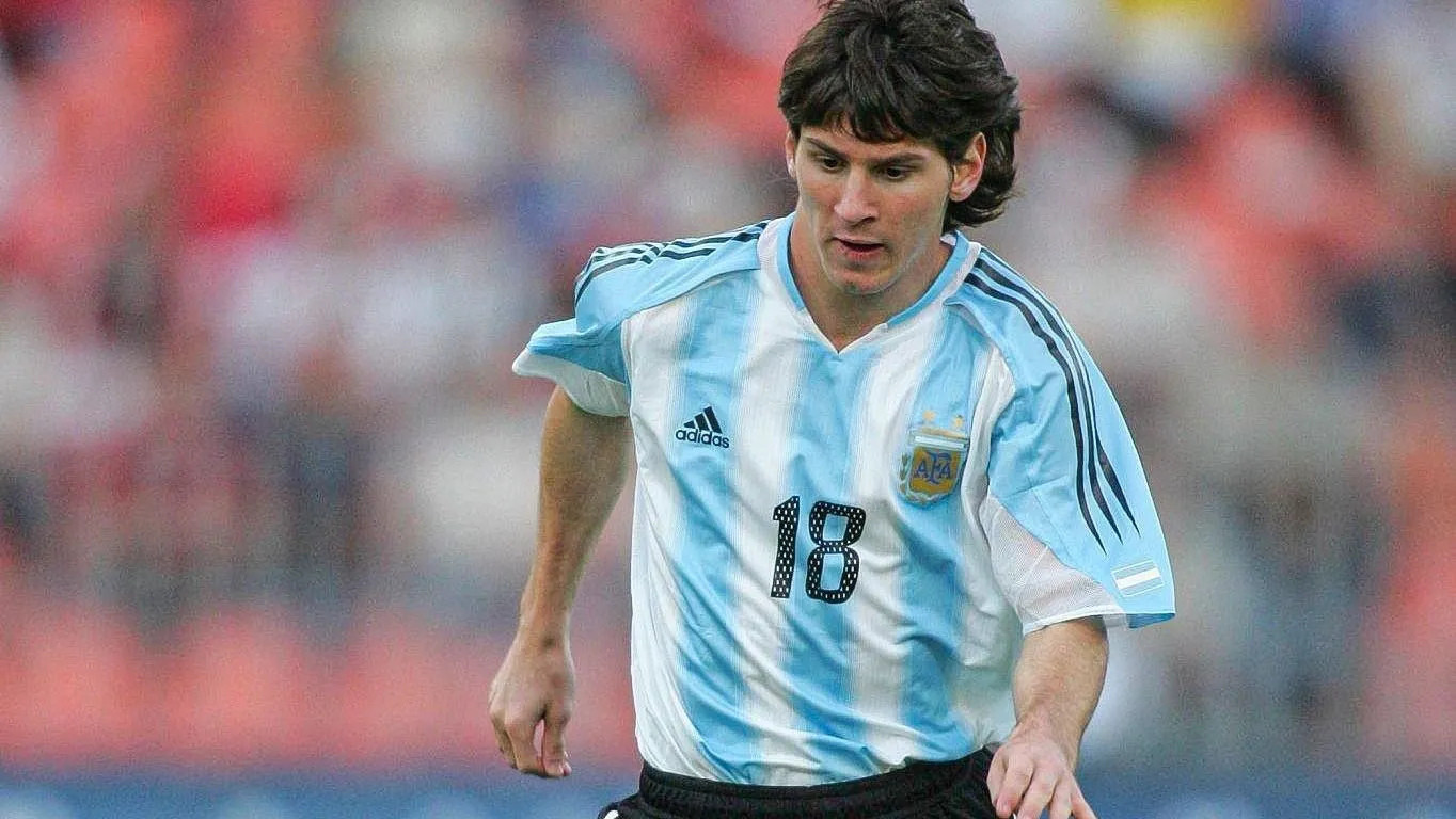 Lionel Messi durante la Copa Mundial FIFA Sub 20 2005 // @dataref