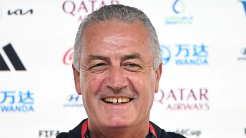 Blanco va con todo por Alfaro para que reemplace a Gago en Racing