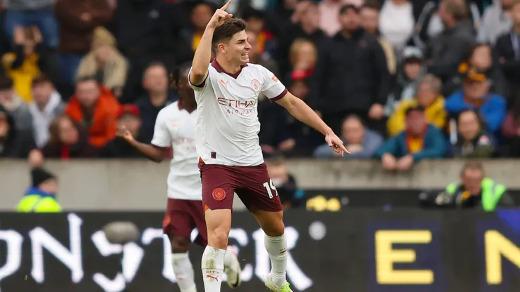 Manchester City busca renovarle el contrato a Julián Álvarez ante el interés de otros clubes