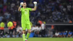 Dibu Martínez, amado por los hinchas argentinos.