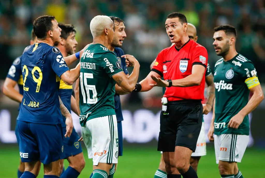 Deyverson en el duelo ante Boca de las semifinales de 2018 (Getty)