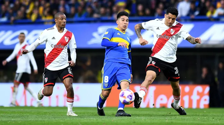 Boca recibe a River en La Bombonera.