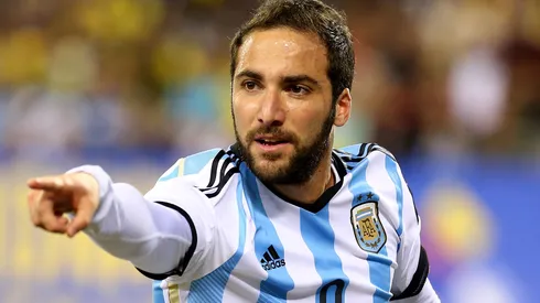 El Pipita Higuaín, un goleador exquisito "preso" de la burla popular.