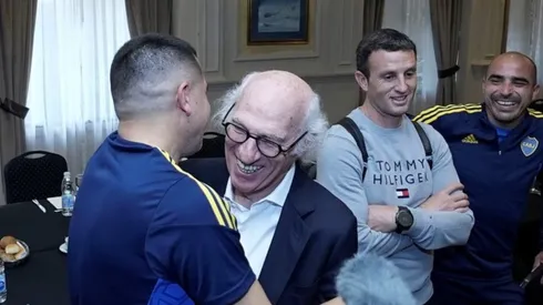 El encuentro entre Riquelme y Bianchi en la despedida de Román