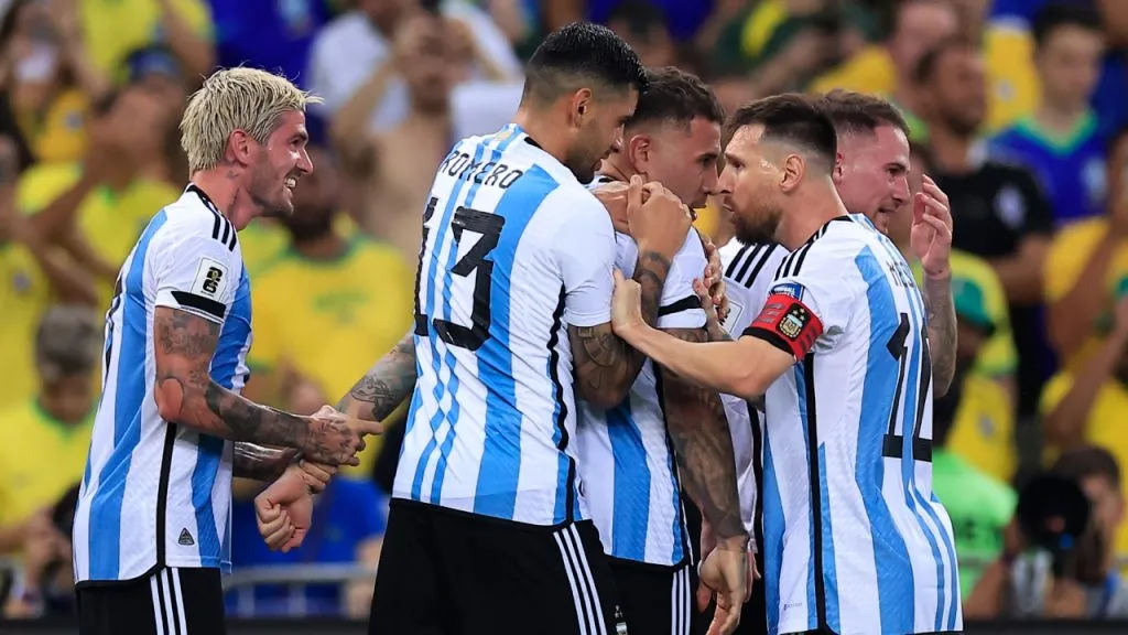 El festejo tras el gol de Otamendi.