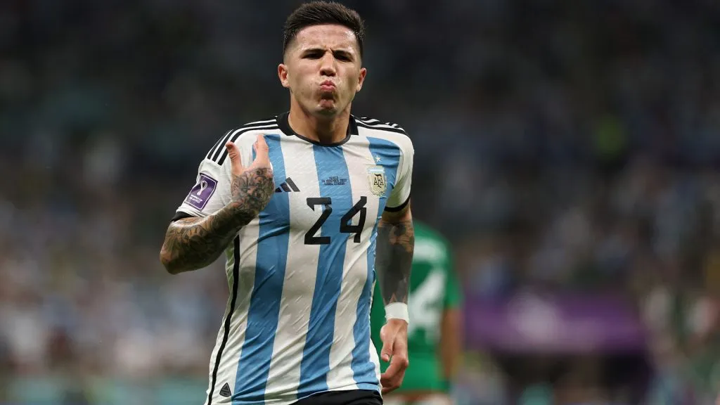 Enzo Fernández, ganador del premio al mejor juvenil del Mundial de Qatar. (Getty)