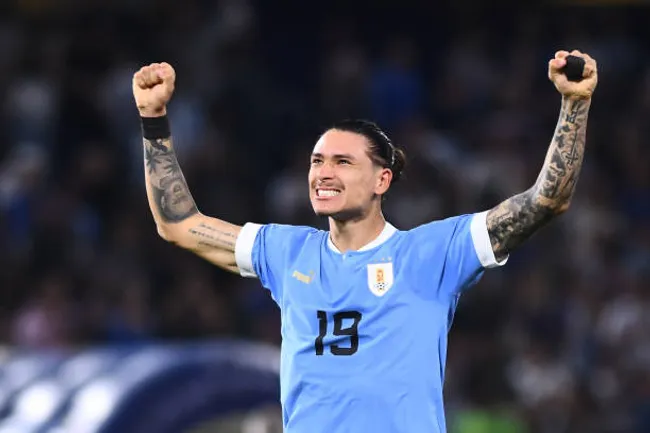 Darwin enfocado en la Copa América con Uruguay.