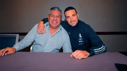Tapia junto a Scaloni, cuando se comunicó la extensión contractual del entrenador