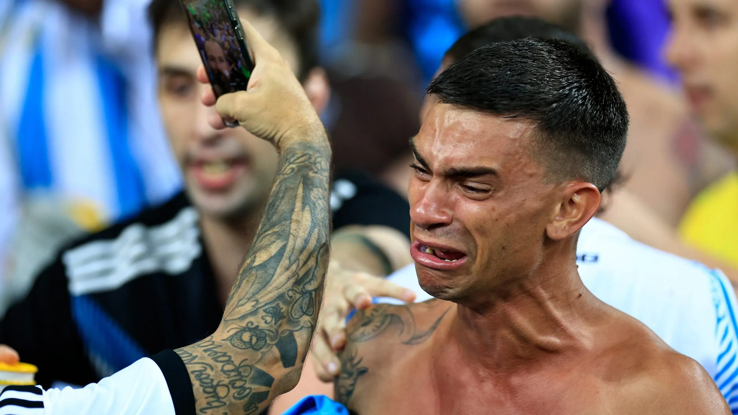 Se vieron imágenes dramáticas en las tribunas del Maracaná (Getty)