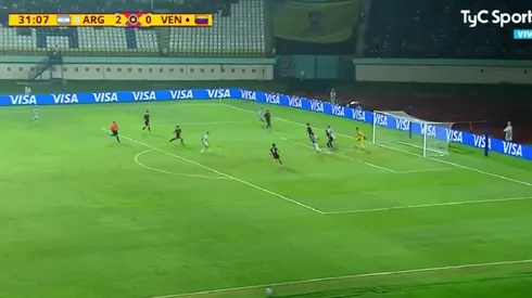 Golazo de Echeverri para el 3 a 0 de Argentina ante Venezuela