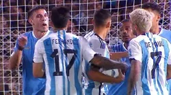 El gesto obsceno de Ugarte a De Paul.